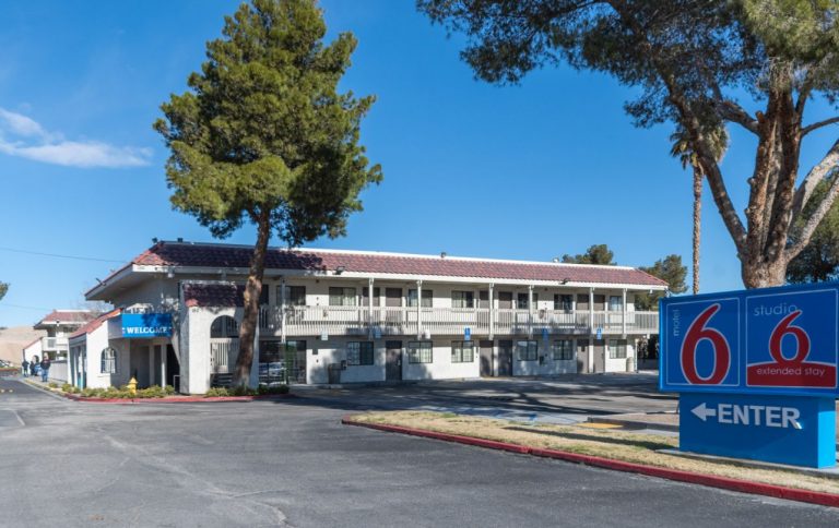 Motel 6 Barstow