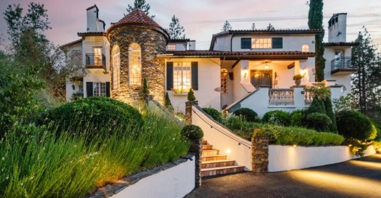 Chateau du Sureau Oakhurst