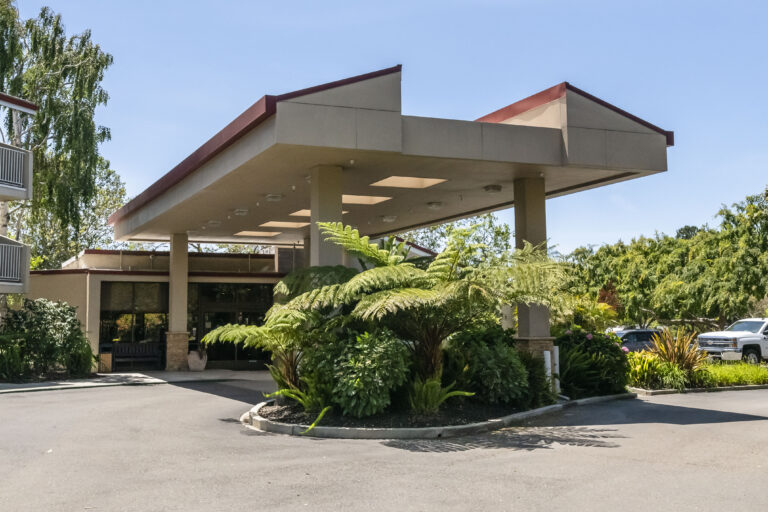 Best Western Plus Garden Court Fremont